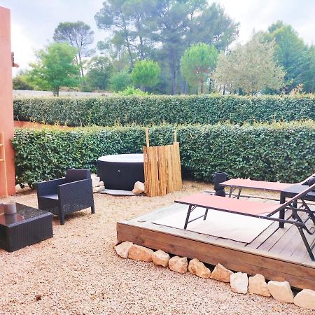 شقة Quietude En Luberon Roussillon en Isere المظهر الخارجي الصورة